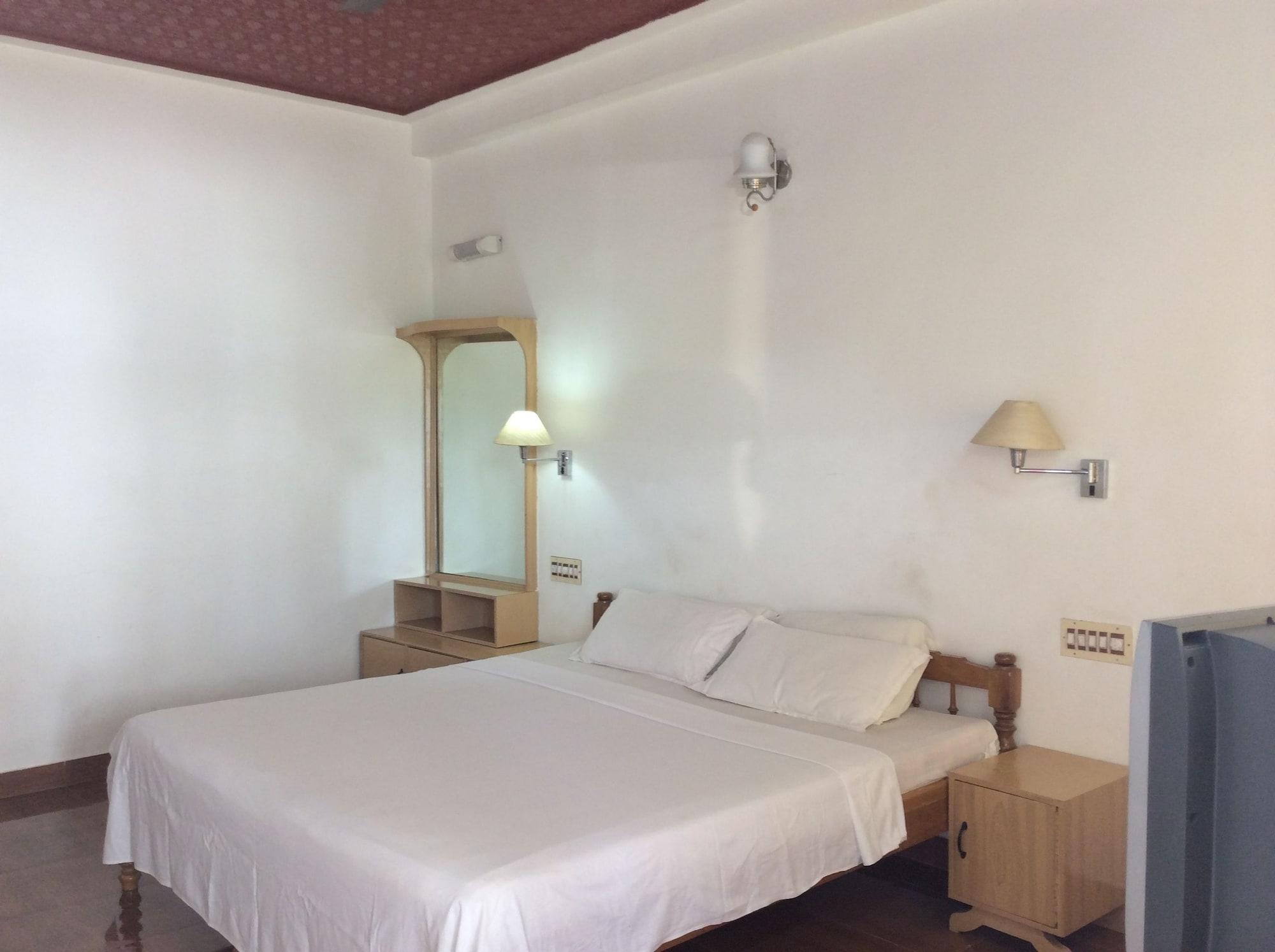 Kerala House Apartment Текади Екстериор снимка