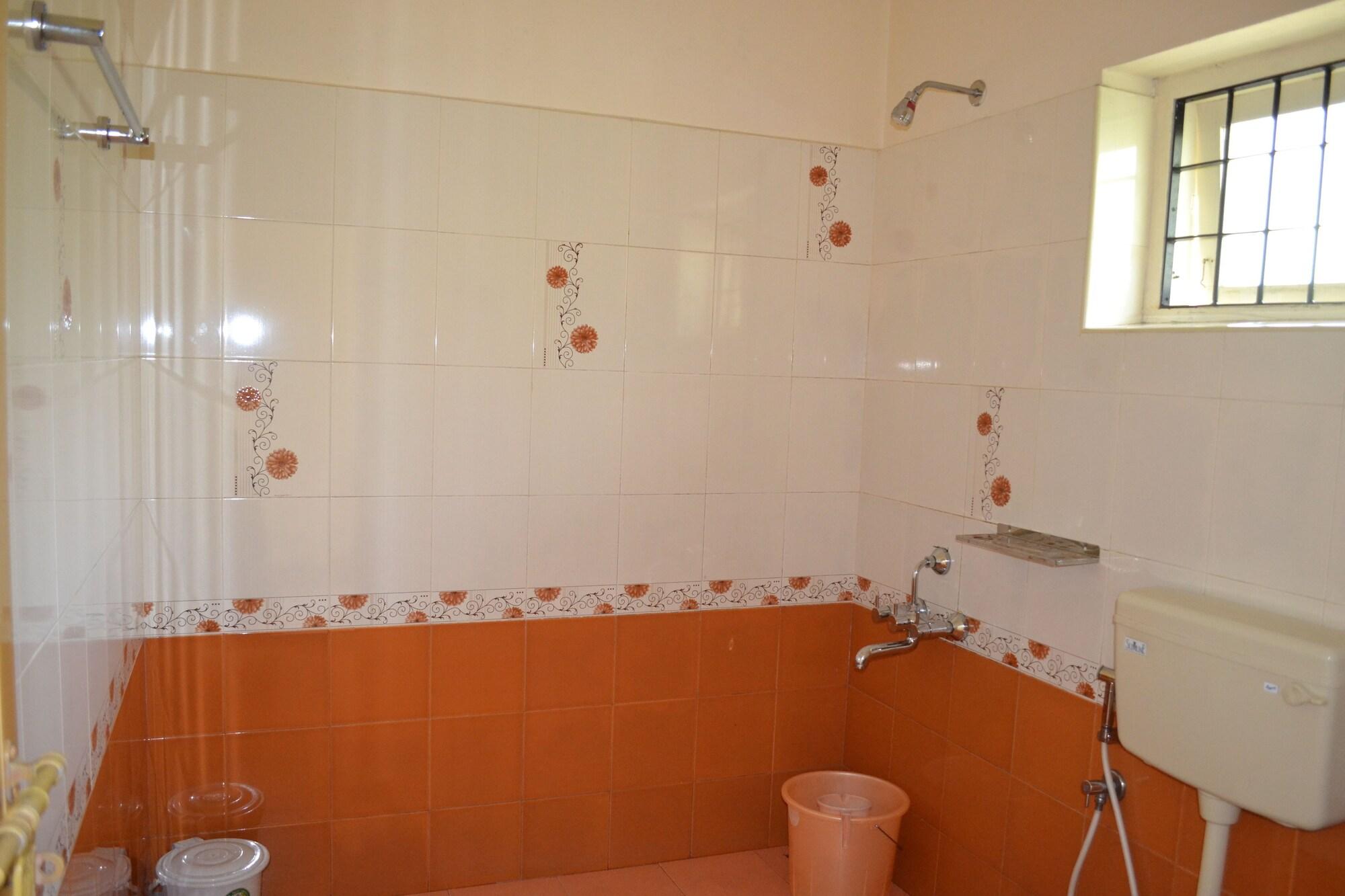 Kerala House Apartment Текади Екстериор снимка