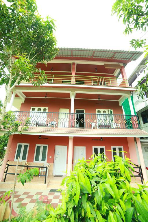 Kerala House Apartment Текади Екстериор снимка