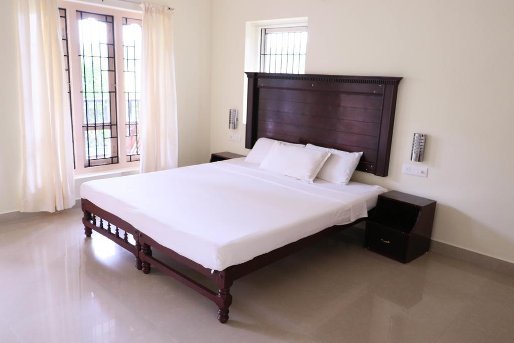 Kerala House Apartment Текади Екстериор снимка